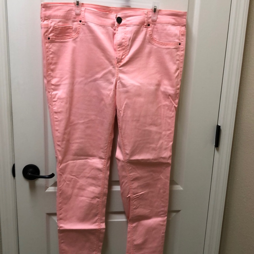 Women’s Maurices jeggings